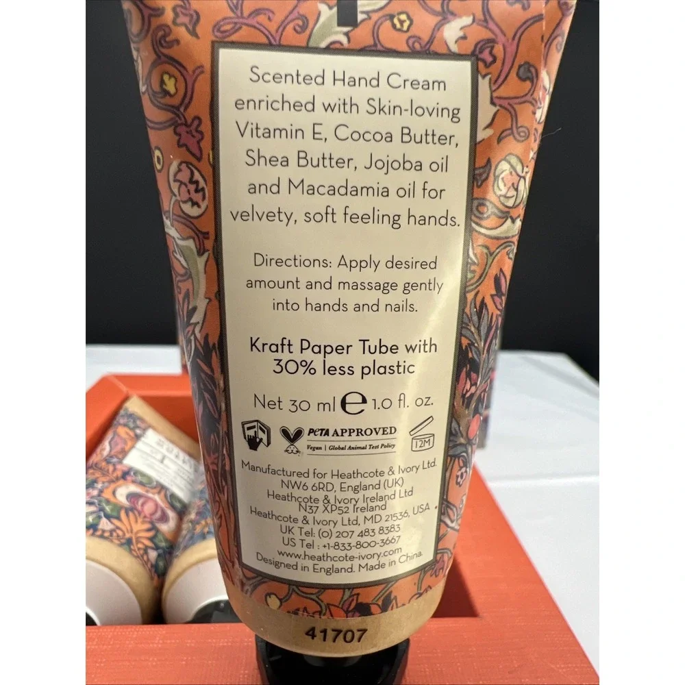 WILLIAM MORRIS AT HOME CLEMENTINE & CLOVE BOX WITH THREE HAND CREAMS TRAVEL SIZE